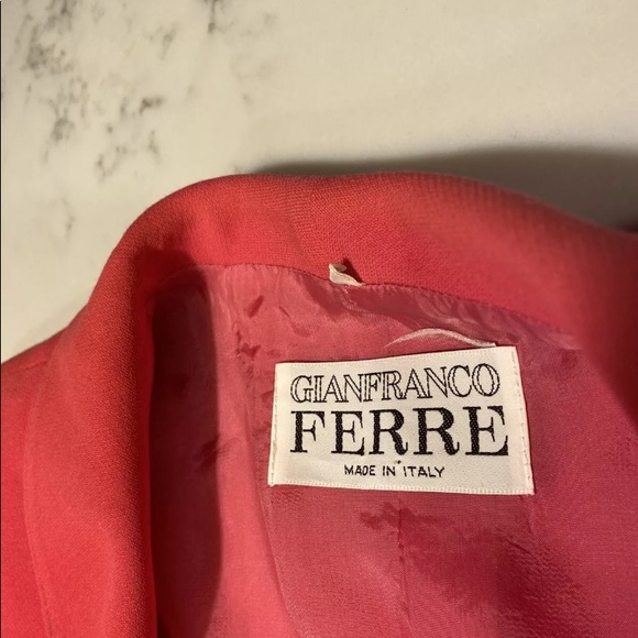 Gianfranco ferre hot pink wool blazer jacket Italy gold bottton  GF Ferre size 6 - Picture 6 of 8